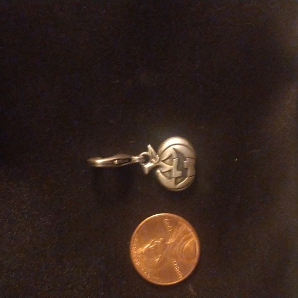 Magnabilities Halloween Charm Pumpkin - Picture 3 of 4